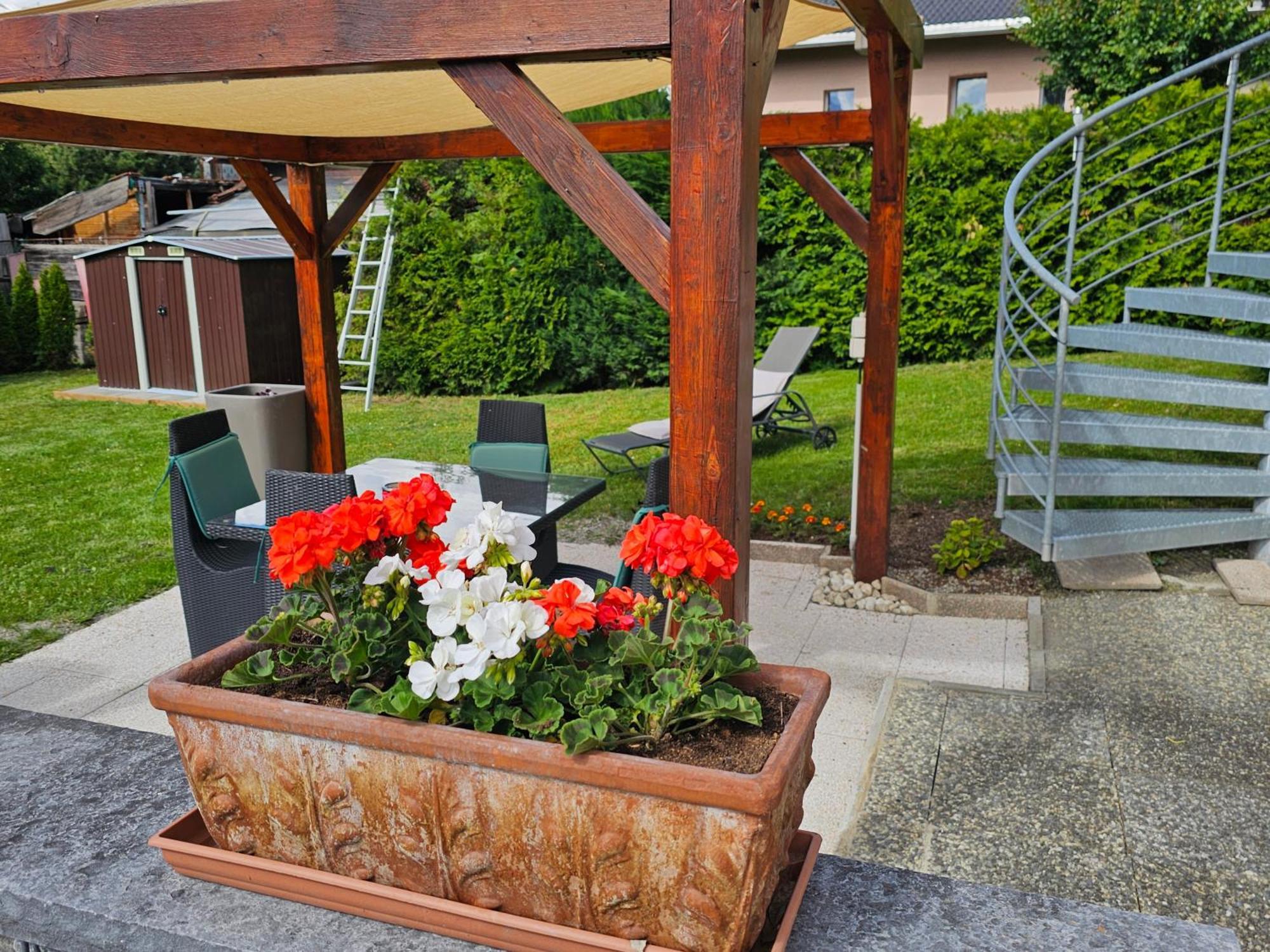 Chez Gigi Bed & Breakfast Nendaz Bagian luar foto
